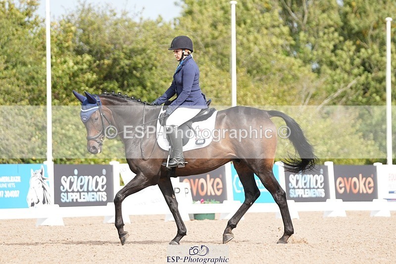 250906-103448-01265 - 033-Caroline.HeardNever.Wait