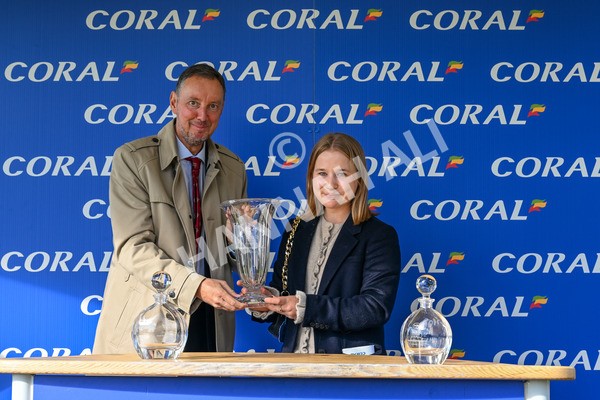 111025-Race 1-Division-0265 - Race 1 Coral Rockingham Stakes at York