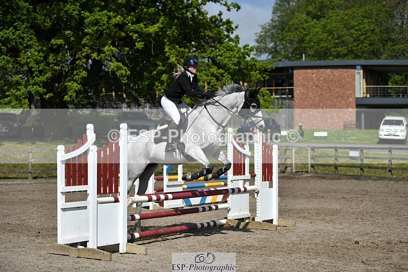 230512-102549-00516 - Cls 10 Snr 85cm Schooling