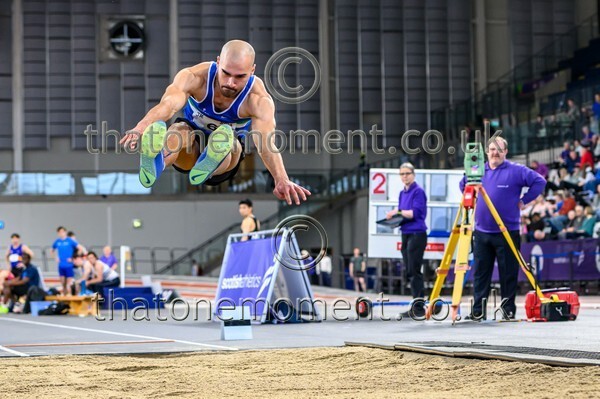 SeniorInd25-917336 - Field Male