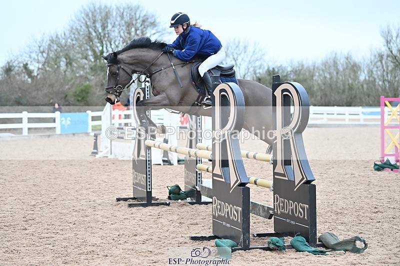 240128A-122652-00862 - Cls 4 Pony Newcomers and 1m Open