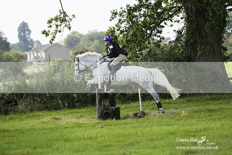  WWHT 171021 2950 - Intermediate (0.90m)  17/10/21