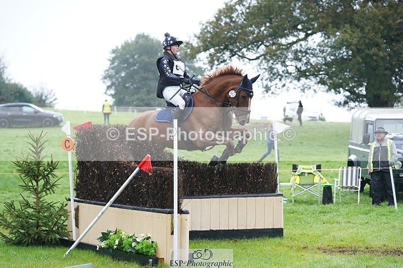 231021-104454-13869 - 643-MIH.TOPGUN-Ellie.Nicholson-SC+XC