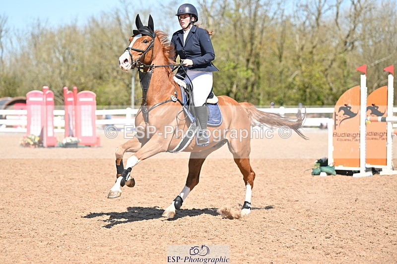 240420A-120958-10743 - Cls 15, 1 Star Bronze Tour 1.15m