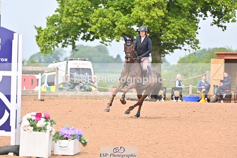 260509-111856-01911 - Cls 26a Snr Foxhunter