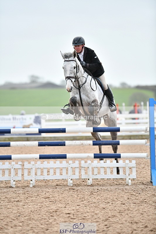 240124A-123053-00463 - Cls 3 Newcomers & 1.10m Open