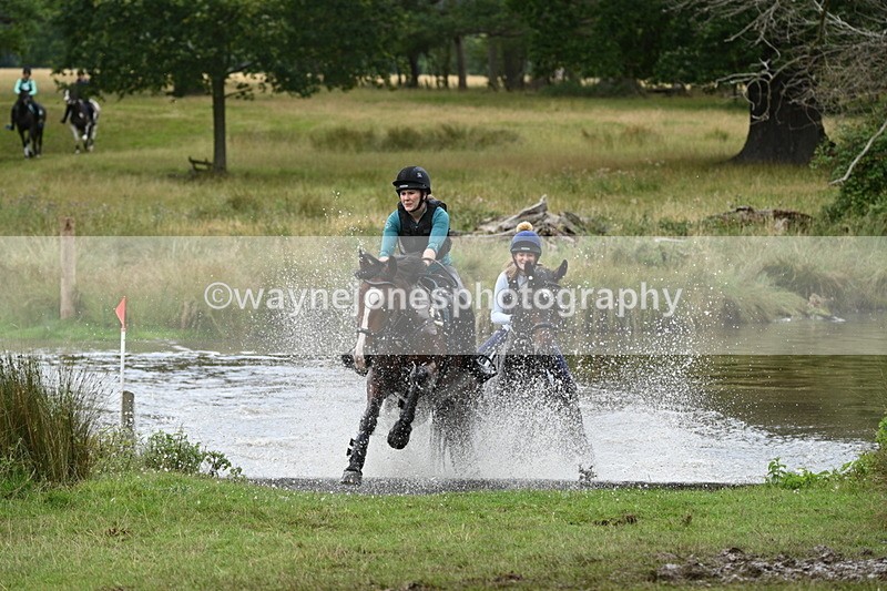 WJ7_3901 - Time at Water 12:52 to 13:22