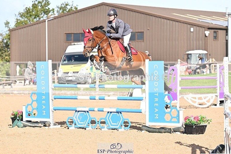 251005-103508-02799 - Cls 15 Foxhunter and 1.20m
