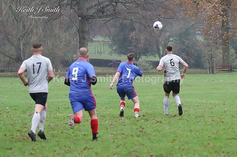9KJS2812 - Pitch 1. AFC Spinney vs FC TEQ. 2025-12-07 Abington Park.
