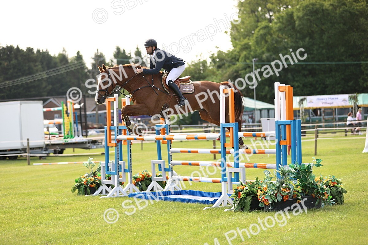 SBM_01173 - Class 200 - Martin Grant Homes Welcome Stakes 1.25m Open