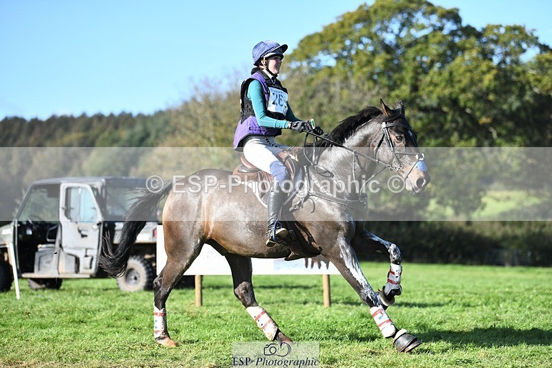 231022-112228-26206 - 263-CLARKIE-Charlotte.Byrnes-XC