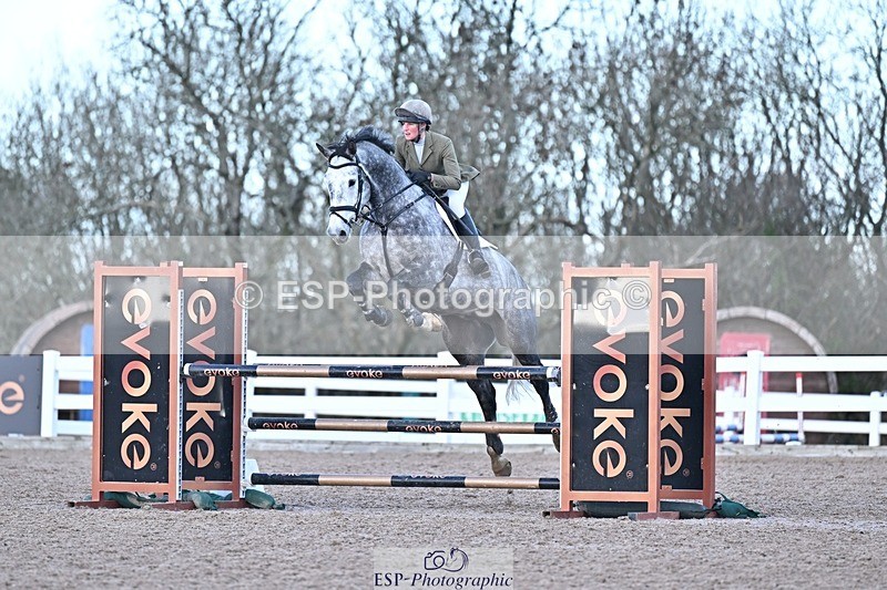 251203-130600-00623 - Cls 4 Newcomers and 1.10m Open