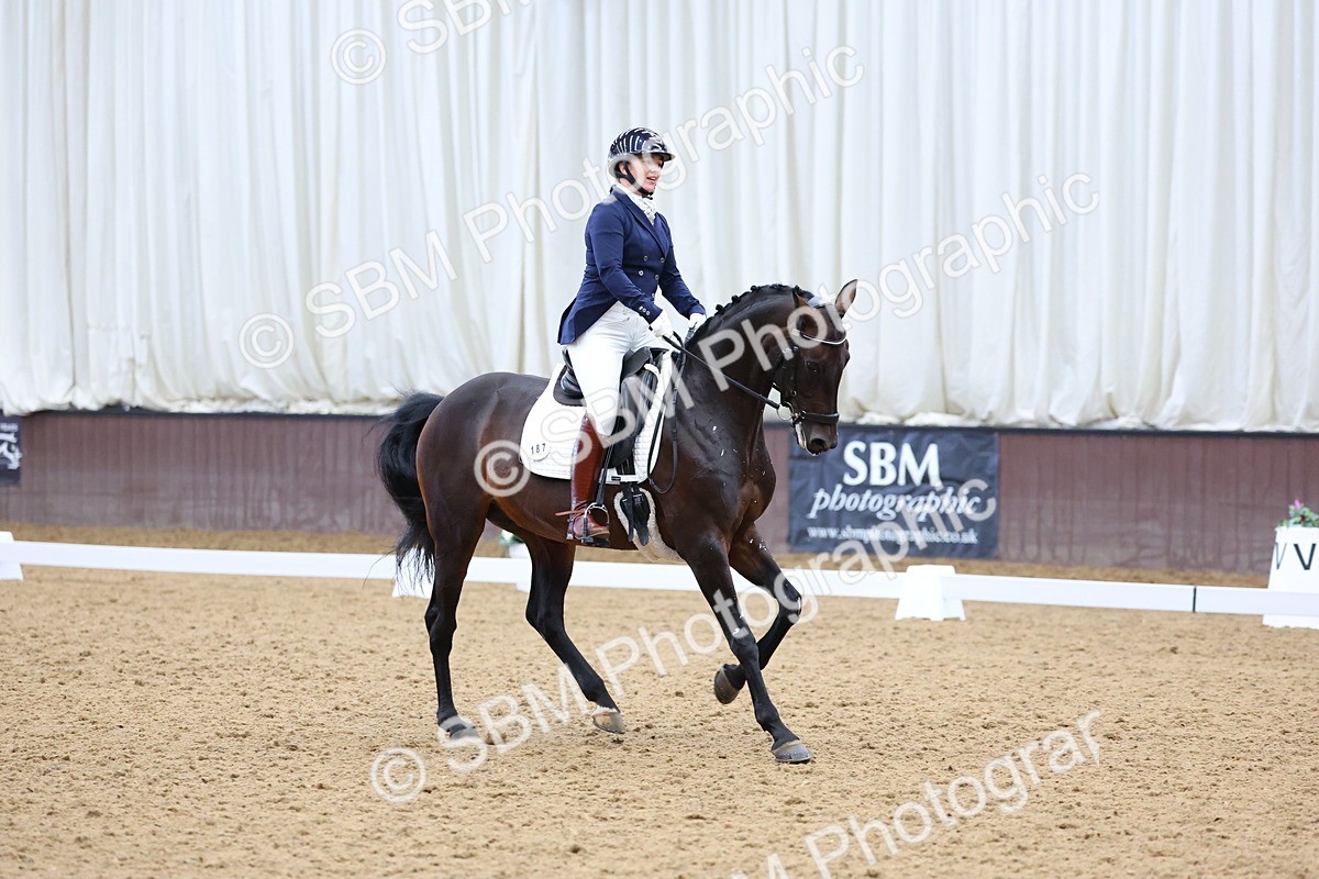 SBM_018711 - Class 17 - AM91 - 15.54-16.58