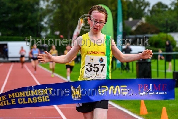 Monument25-917782 - Set One