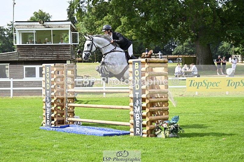 250613A-102546-00440 - Cls 1 Snr Newcomers and 1.10m Open