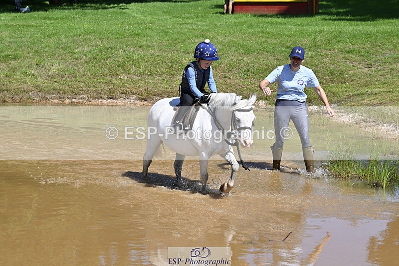 240728B-111605-01357 - Gemma's Group XC