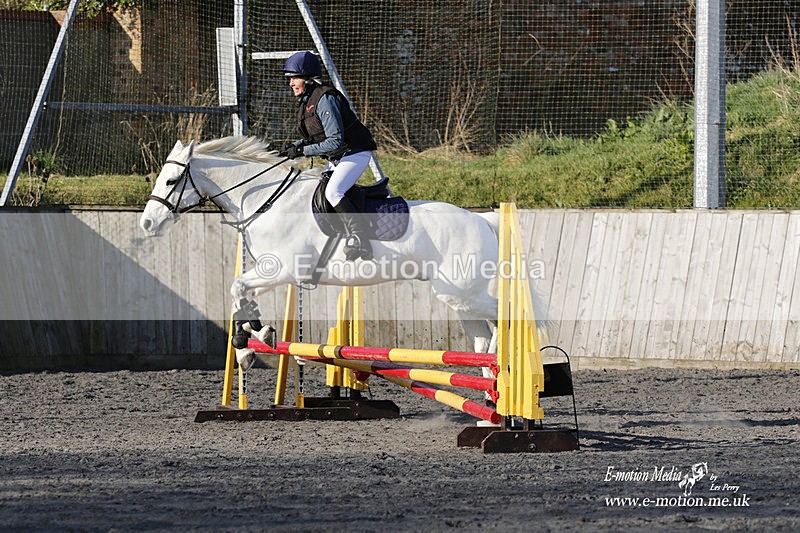 _EST0084 - Bourne Valley Riding Club Winter Showjumping 27/03/22