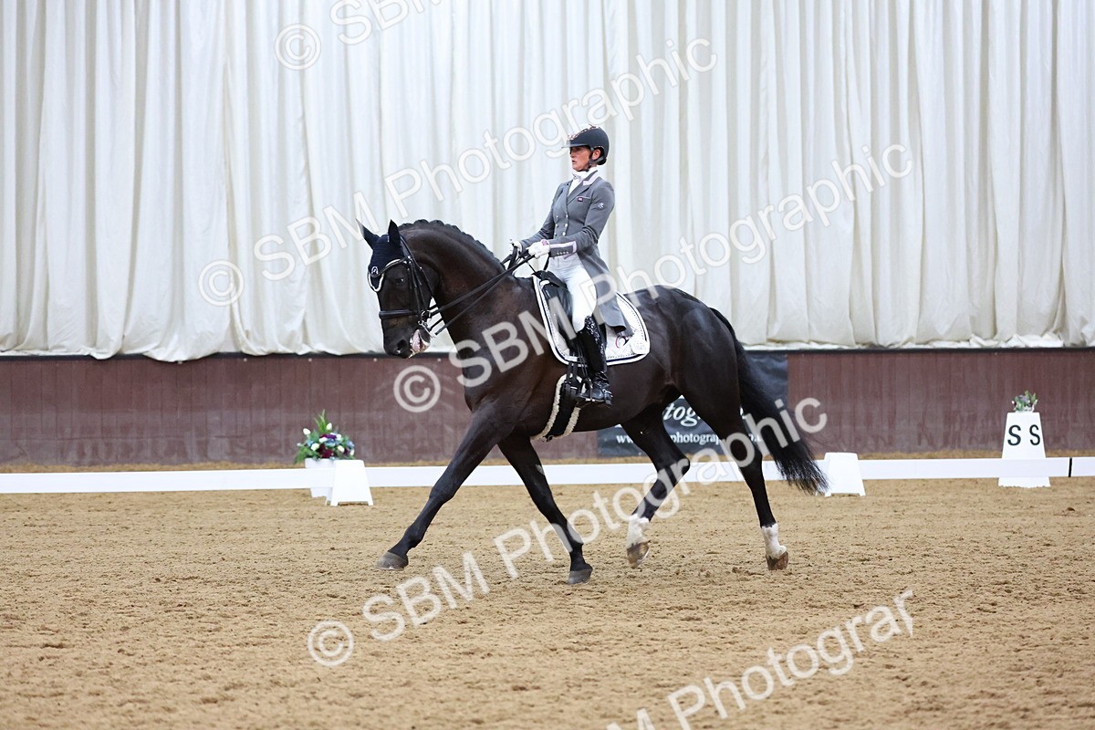 SBM_009503 - Class 14 - FEI Grand Prix - 19.27-20.27