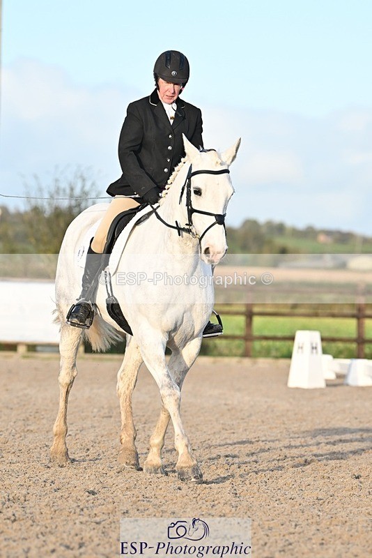 231105-153655-03084 - Cls 4 Novice 24 15.24 to 16.35 break