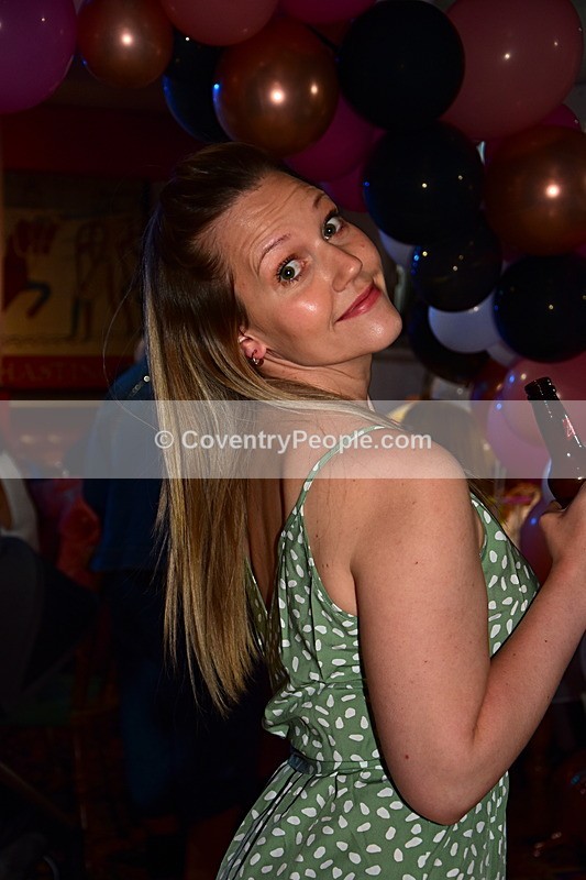 CRT-195 - Courtney