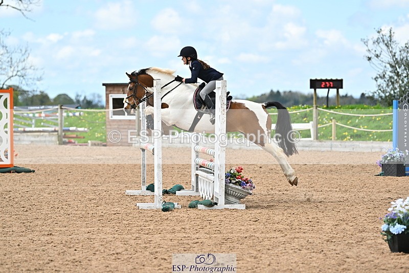 240504A-113652-01253 - Cls 3 Pony Discovery & 90cm Open