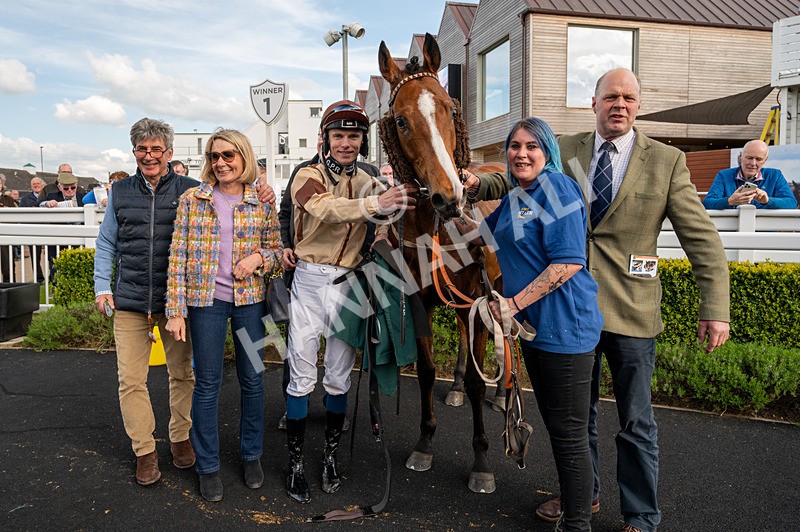 300424-Race 1-Variety Island-4199 - Race 1