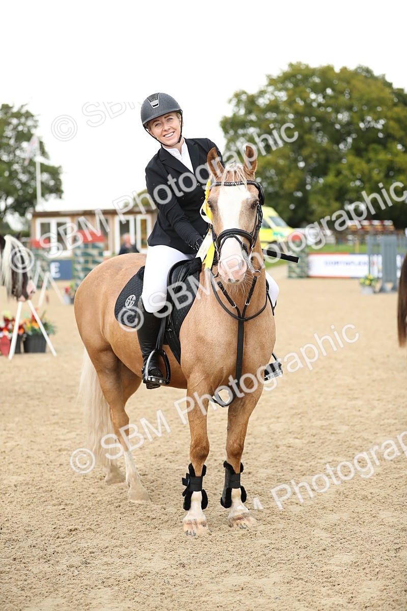 SBM_01055 - J27 - Senior Horse & Pony 50cm Championships