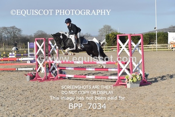 BPP_7034 - CLASS 17 SUN Stepping Stones 128/ 138cms Handicap