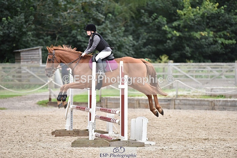 240802-111400-02645 - 80cm Round 1