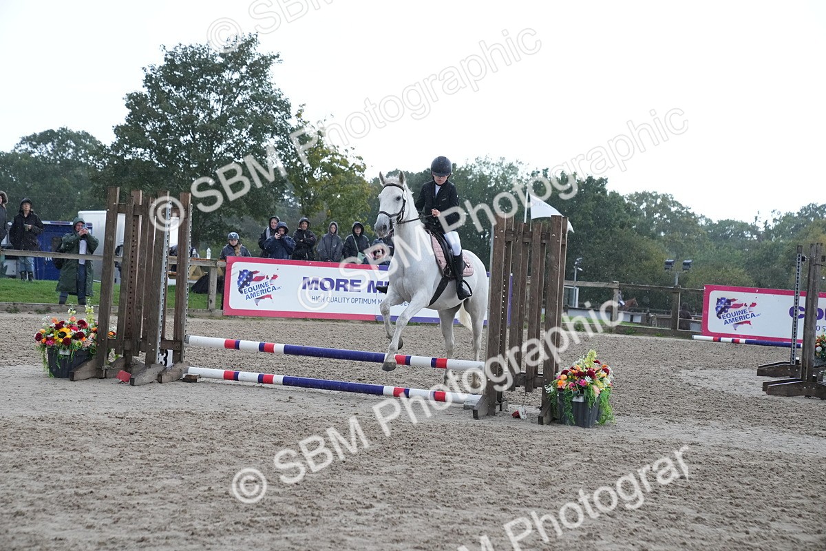 SBM_00135 - J53 - Clear Round 40cm