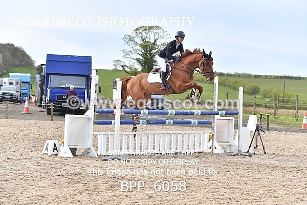 BPP_6058 - CLASS 27 SUN Senior Newcomers/ 1.10m Open
