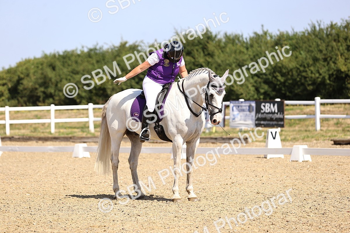 SBM_009362 - Novice 5 - 9.50-10.53