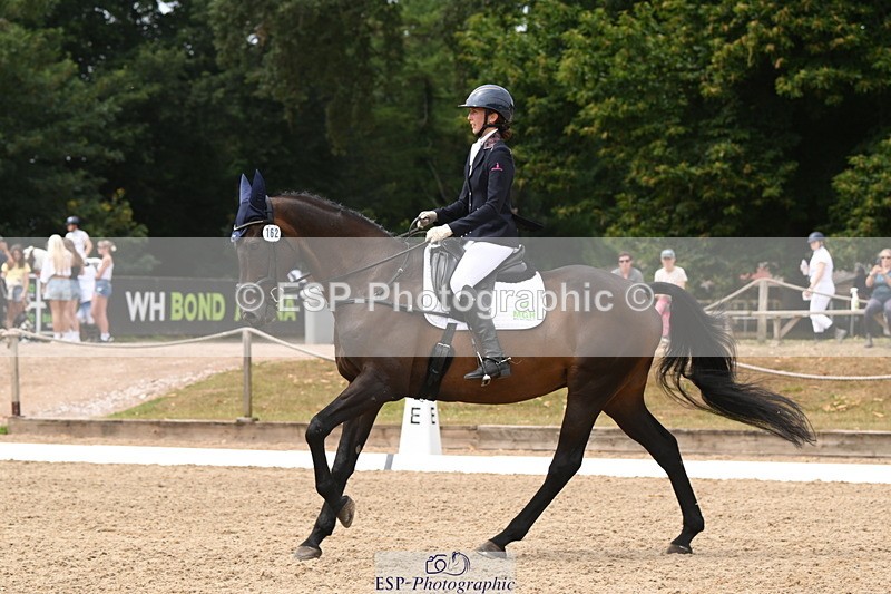 250719A-121844-04757 - 162-Sarah.Warman-In.the.Spotlight