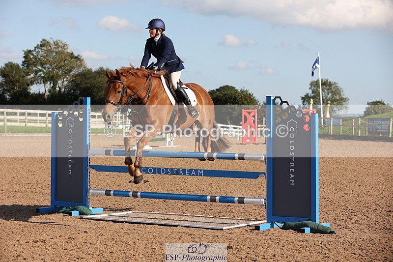 230915A-161102-03067 - Cls 6 Snr 1.05m Derby