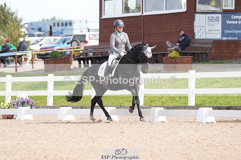 250906-120355-01688 - 011-Lee-Anne.PineMay.diamond