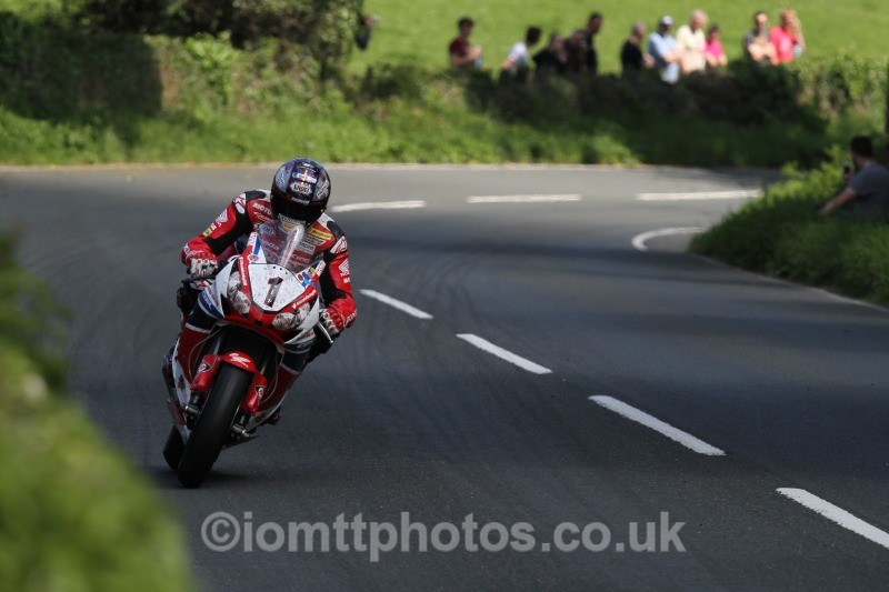 John McGuinness Honda / Honda Racing - Dainese Superbike Race 2014