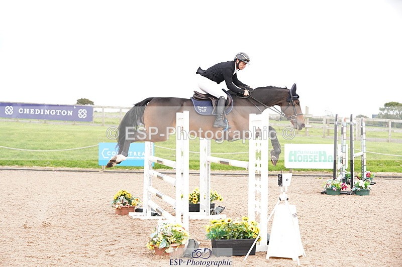 241004A-143320-00744 - Fri 04 Snr Fox & 1.20m Open