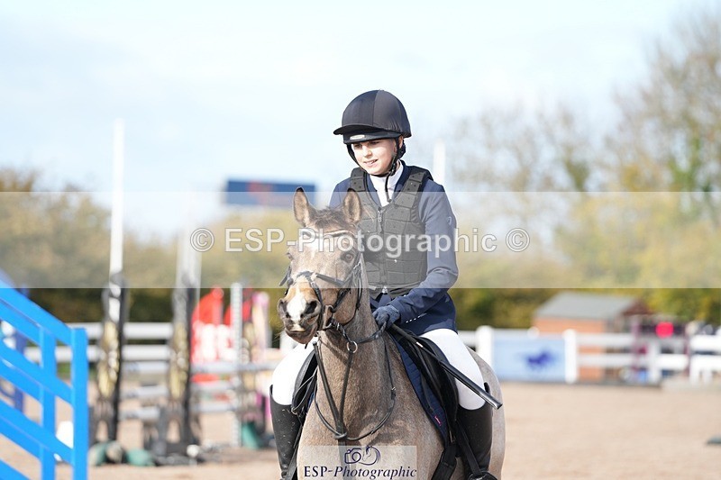 251025-125518-00430 - Cls 9 Pony Winter Discovery and 90cm