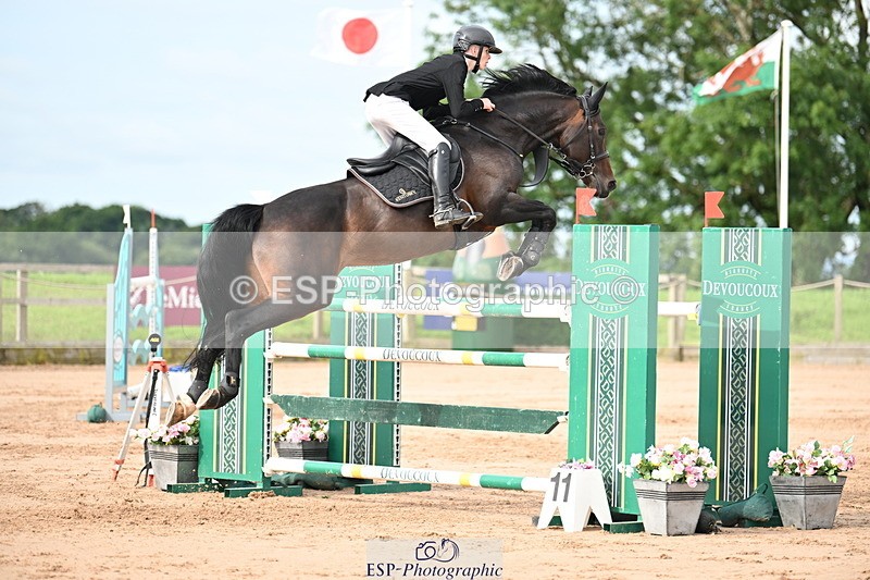 240721A-090141-16752 - Cls 20, 1 Star Gold Tour 1.35m