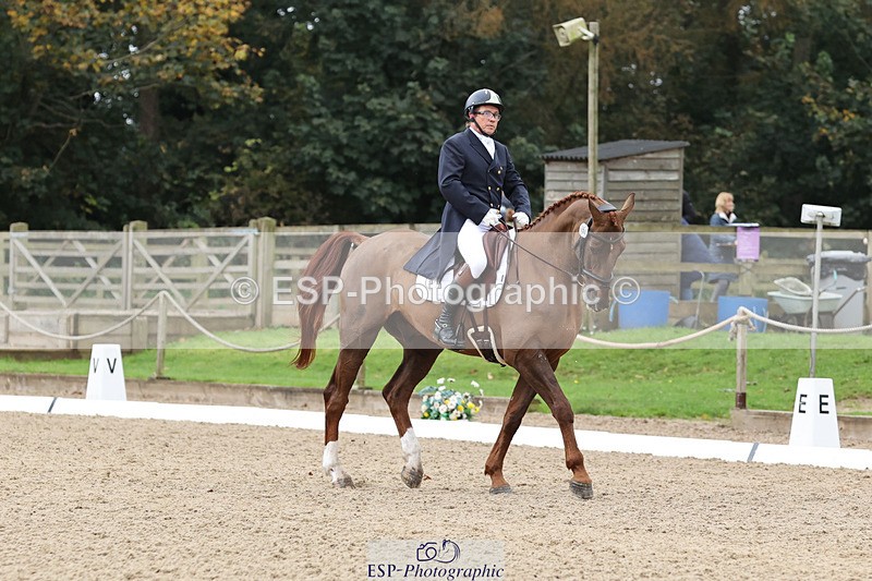 241024-134331-03699 - 154-Johnny.Hornby-MBF.BARRINGTON.HERO