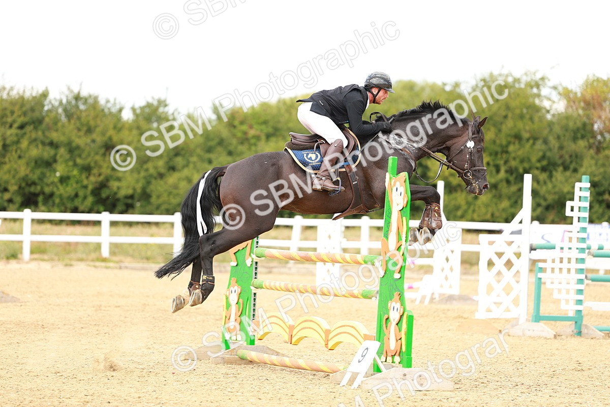 SBM_007159 - Class 4 - Senior British Newcomers - 1.10m