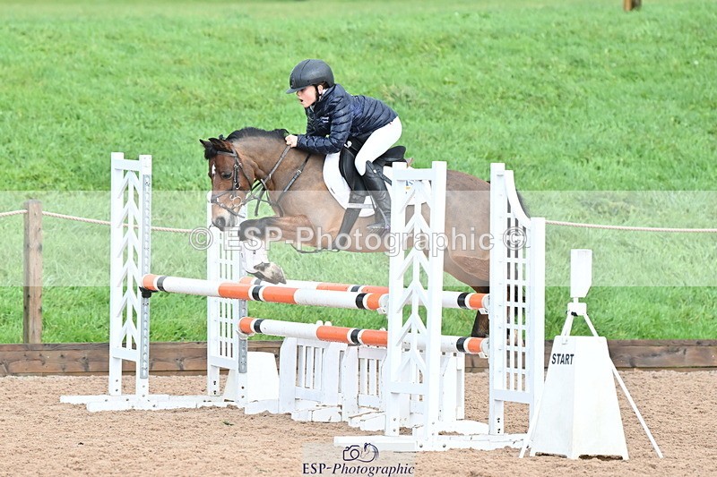 231203A-120915-01075 - Cls 18+19 Club and Schools 90cm