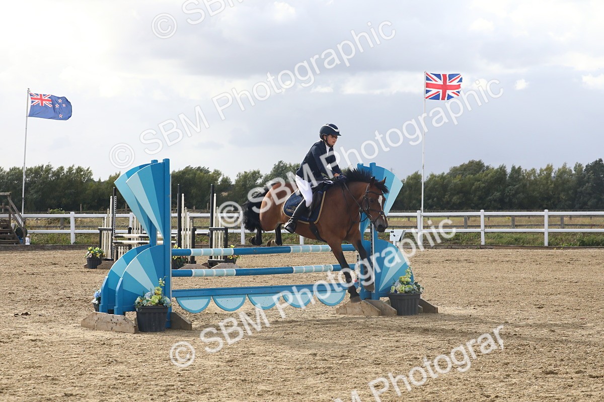 SBM_008076 - Class 12 - 90cm Champs