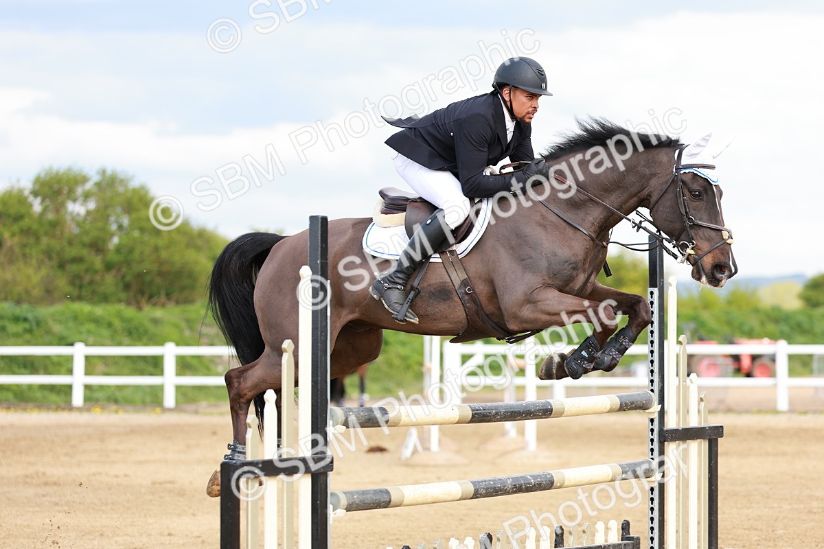 SBM_002575 - Class 5 - Senior Foxhunter - 1.20m