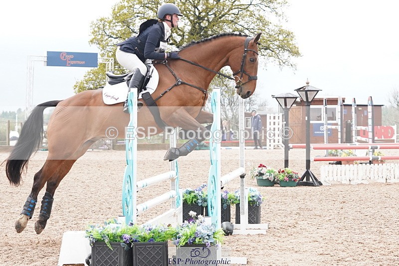 250419-104042-08403 - 459-Ella.Otto-SUMMERBRIDGE.TIPP