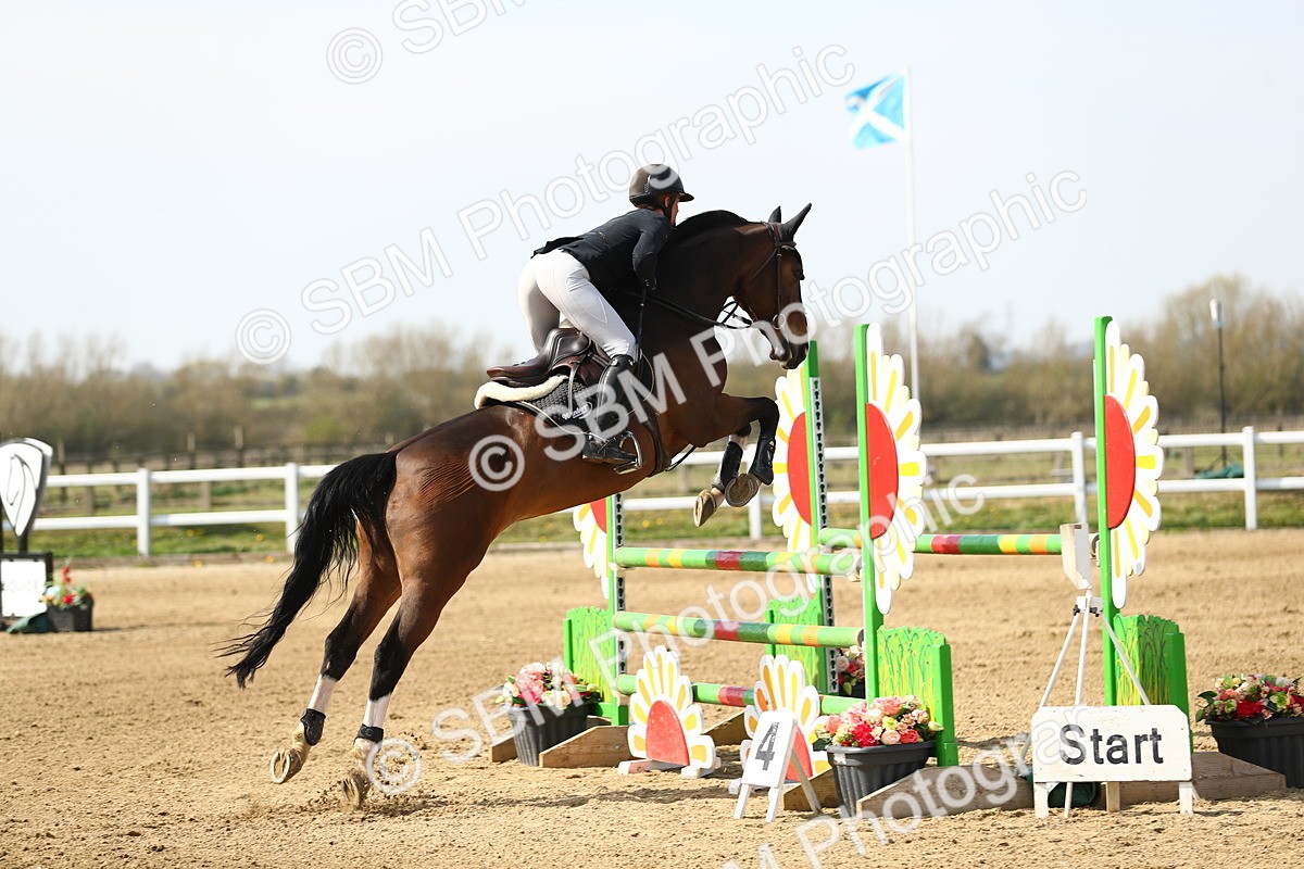 SBM_002627 - Class 10 - Senior Newcomers - 1.10m