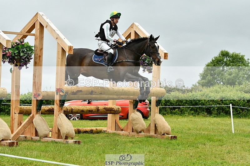 250524A-095726-08623 - A-012-Archie.Tulloch-ZIPPED.UP