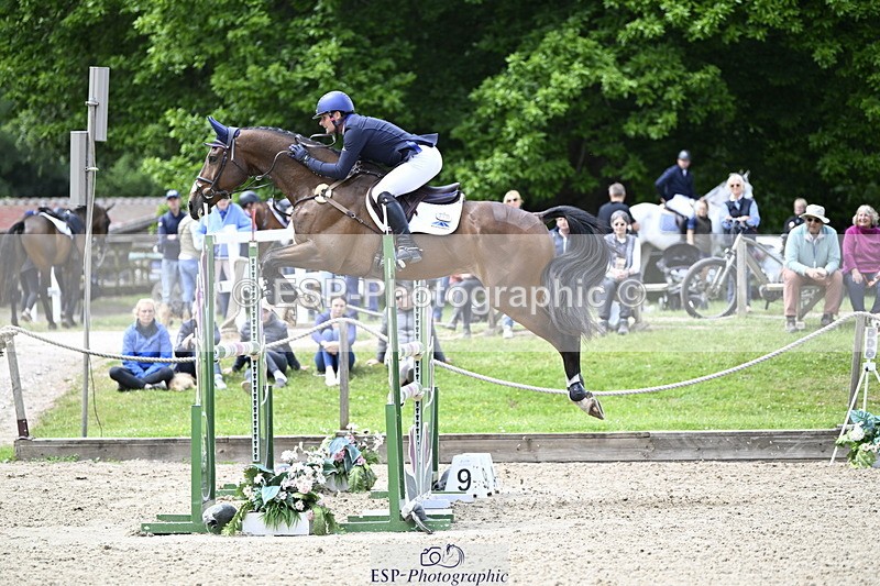 250525A-125545-17529 - B-303-Alexander.Bragg-SHANNONDALE.ALDO