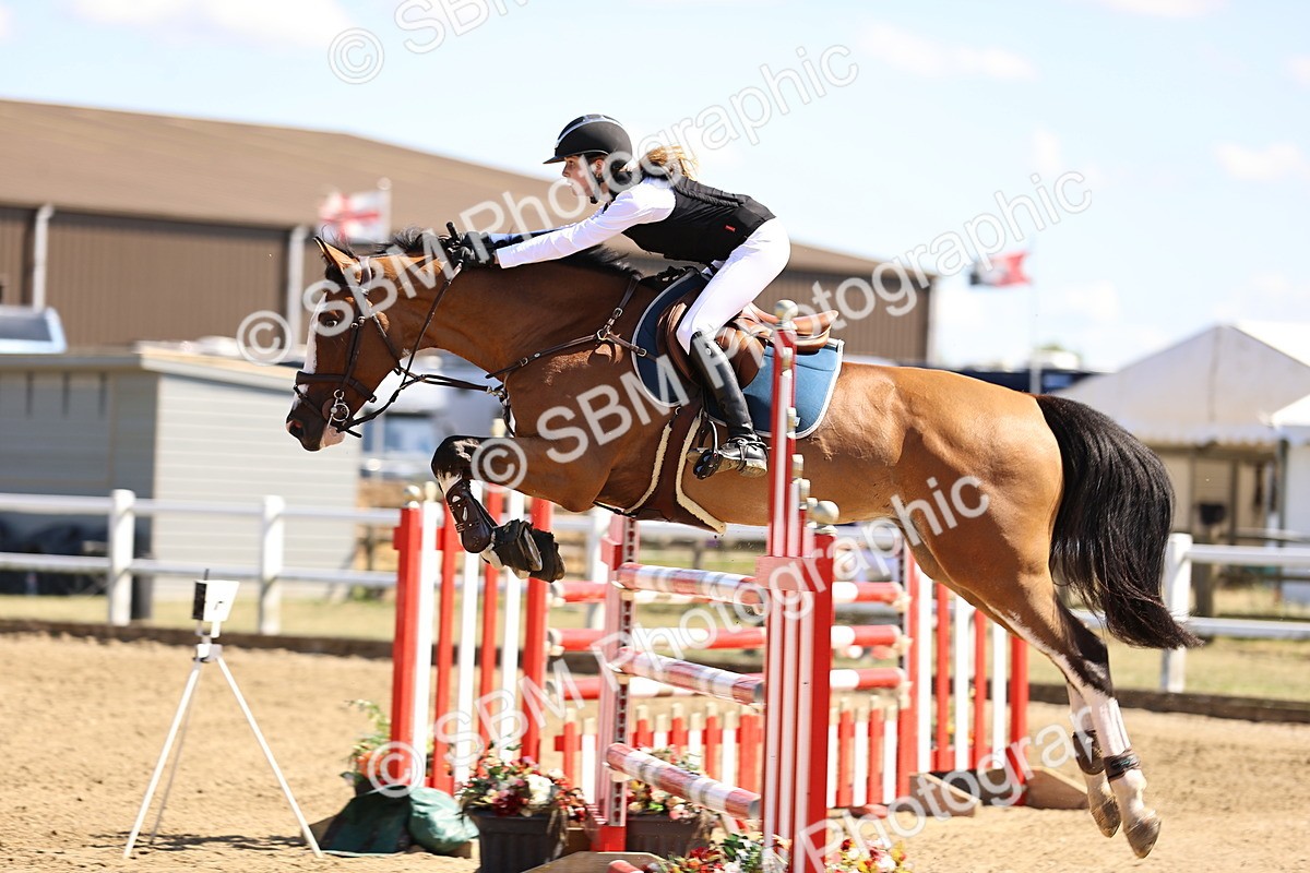 SBM_015242 - Class 16 - Senior foxhunter - 1.20m Open