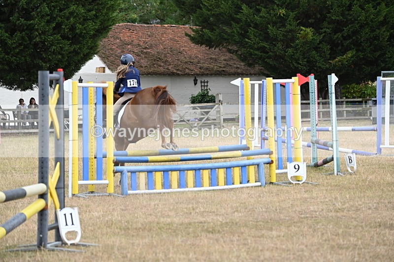 WJ6_0921 - Class 14 Intermediate Jumping 75cm